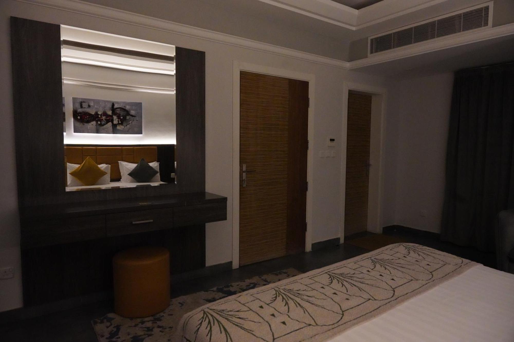 Tura Residence Riyadh Exteriör bild